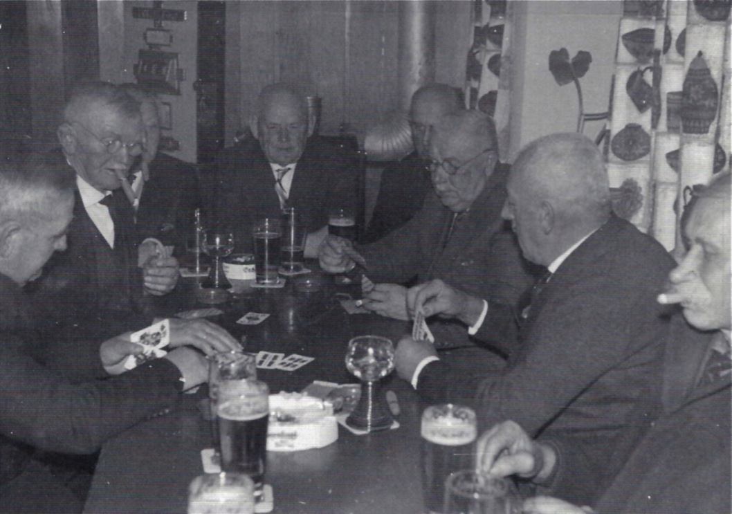 Beim Schafkopf in Kallmünz